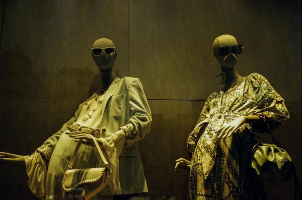 Maîtrisez l'Art de la Manucure Française en 5 Étapes Faciles et Infaillibles