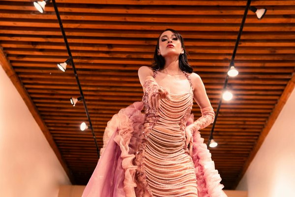 Guide Ultime pour une Manucure Semi-Permanente Impeccable : Conseils et Astuces